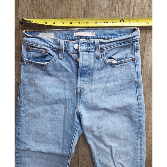 LEVI'S Premium Wedgie Straight Jeans Womens 26 Button Fly Light Blue Denim - Picture 5 of 7